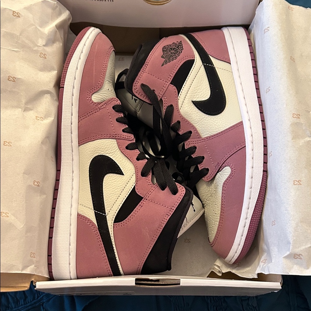 Jordan Women's Sneakers in Pink and White